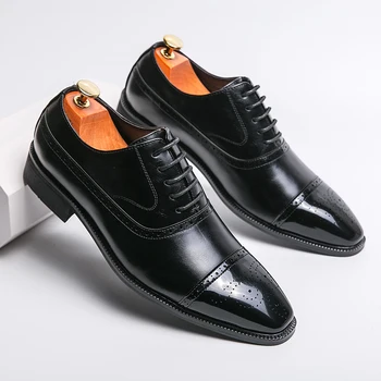 Мъжки обувки-oxfords Класическата ръчно изработени от изкуствена кожа с остри пръсти и дантела, удобни нескользящие бизнес рокли, сватбени черни, кафяви броги, мъжки обувки