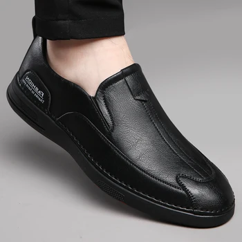 Брандираната мъжки обувки 2023, основно в есенно-зимната класически бизнес модни и ежедневни кожени обувки без шнур, Zapatos за шофиране с кръгло бомбе
