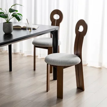 Трапезария стол от масивно дърво в скандинавски стил, безшумен, в ретро стил, за всекидневната, Домакински минимализъм, облегалка във формата на ключ, Реколта Козметични чай