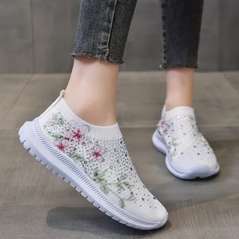 Дамска мода плетени чорапи-участък с кристали, дишащи меш обувки на плоска подметка, лека нескользящая пешеходната обувки, големи размери 43